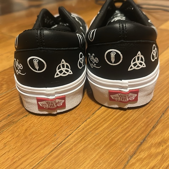 Brand new! Limited Edition 50th anniversary Led Zeppelin Vans. Original box/tags - Picture 4 of 8